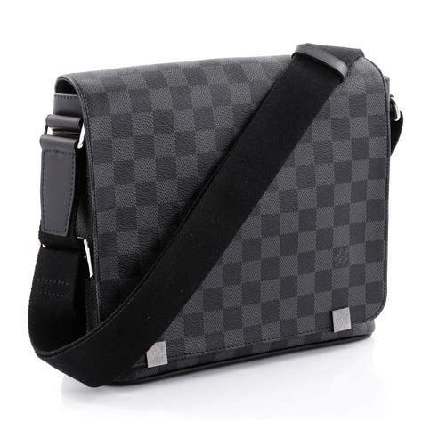 louis vuitton district pm messenger bag damier graphite|louis vuitton damier shoulder bag.